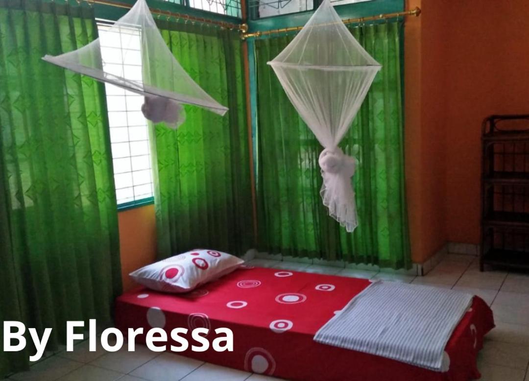 Guest House Dorm Floressa Maumere Zewnętrze zdjęcie